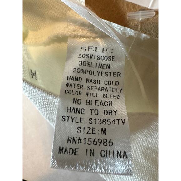 Vestique Women’s Size Medium Linen Half Moon Halter Top - Picture 4 of 5